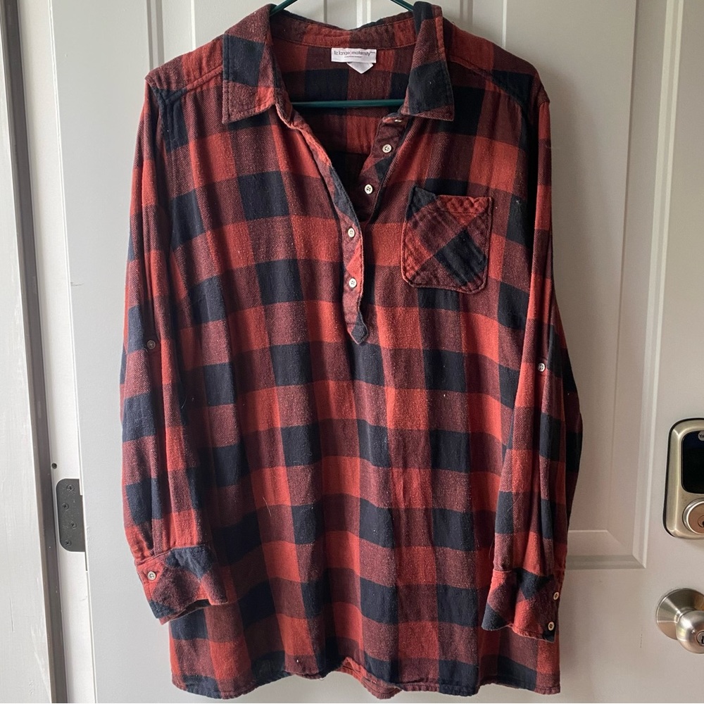 LIZ LANGE Maternity Red Plaid Long Sleeve Shirt. Size XXL